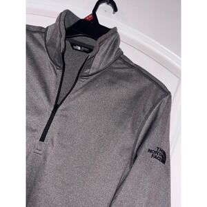 The North Face Pullover 1/4 Zip Long‎ Sleeve Athletic Gray Pullover M